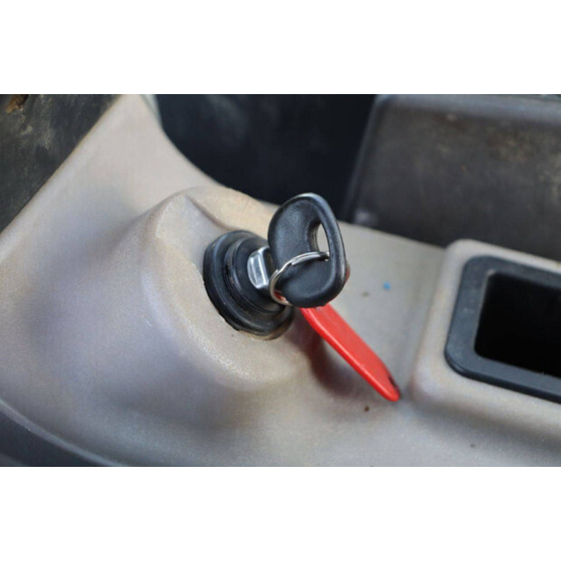 2018 فولفو ECR50D-43208180