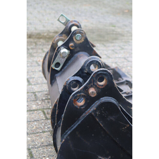 2021 JCB Electric-43208282