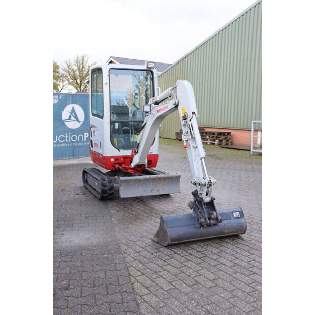 TAKEUCHI TB216-43208321