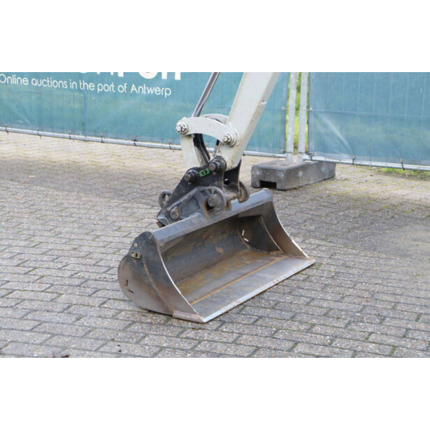 TAKEUCHI TB216-43208325