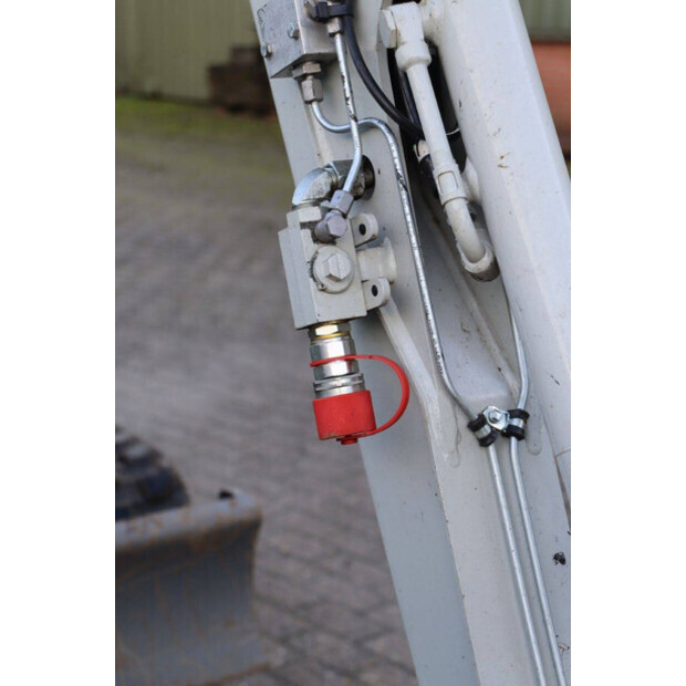 TAKEUCHI TB216-43208328