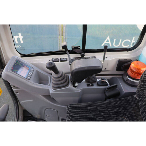 TAKEUCHI TB216-43208343