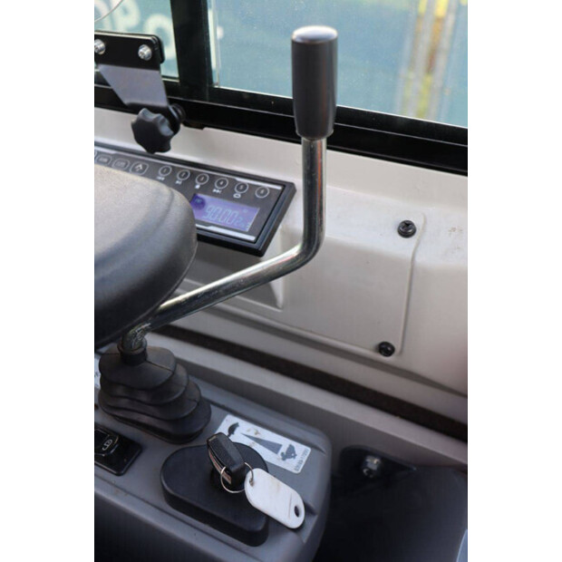 TAKEUCHI TB216-43208348