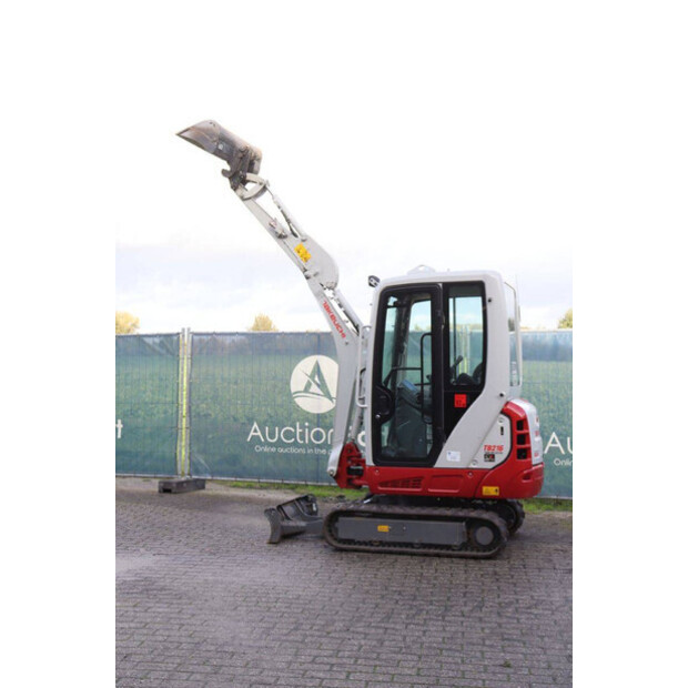 TAKEUCHI TB216-43208359