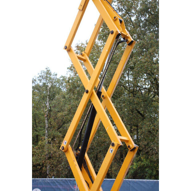 Haulotte COMPACT 12-43208550