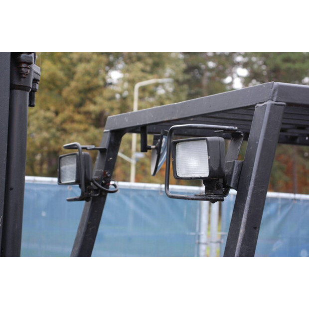 2001 يال GLP16AFE2025-43208688