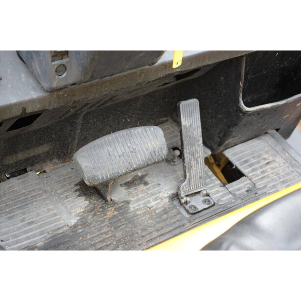 2001 يال GLP16AFE2025-43208697