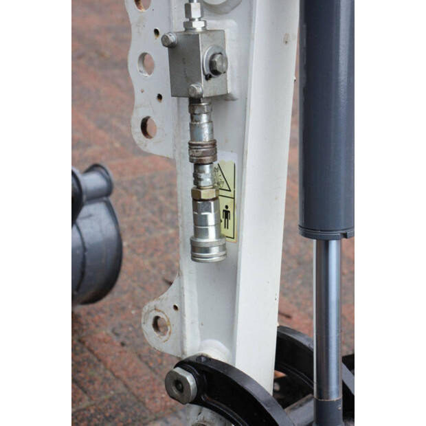 2024 BT ET12M-6-43208723