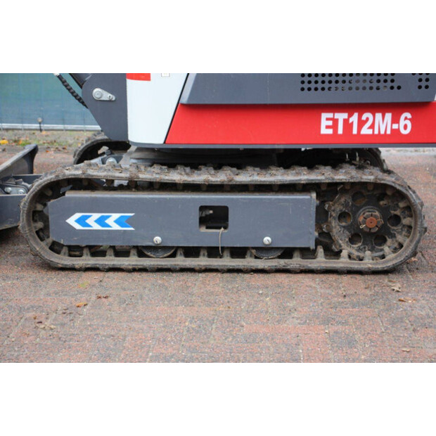 2024 BT ET12M-6-43208726