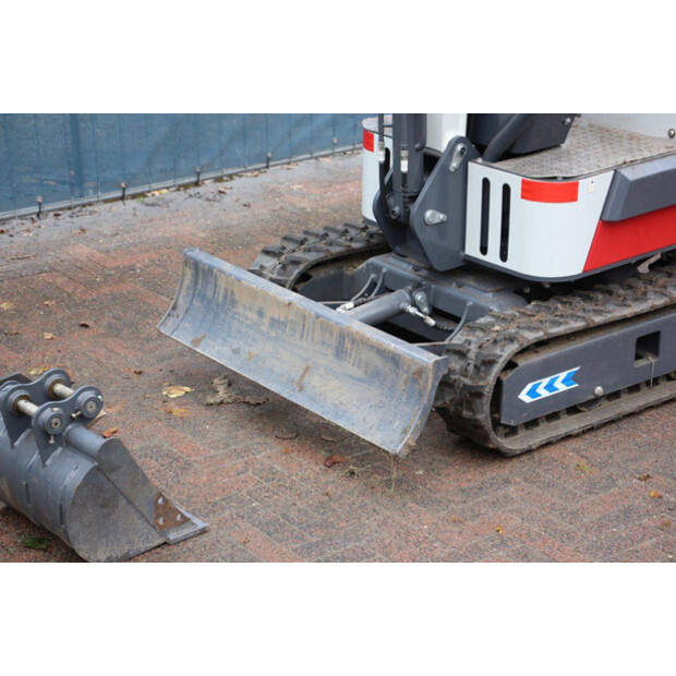 2024 BT ET12M-6-43208737