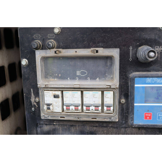 2015 تاورلايت VB-9-43208773