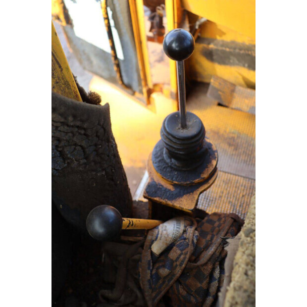 1989 Ahlmann AS7-43208829