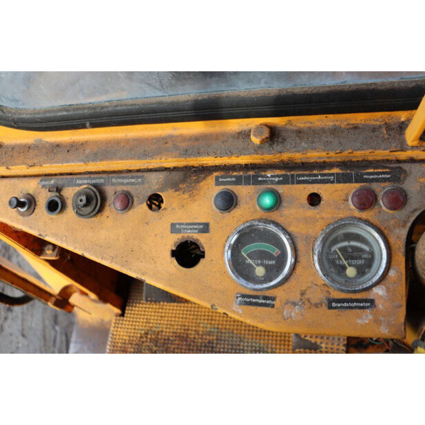 1989 Ahlmann AS7-43208831