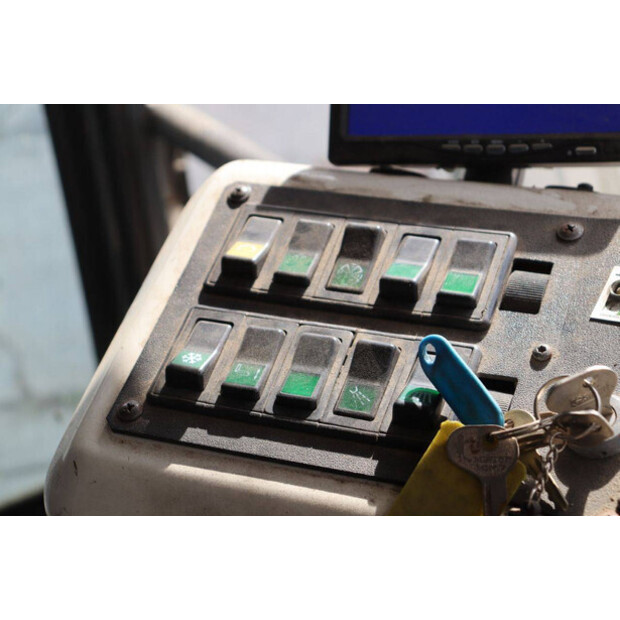 2000 RAVO 5002 SI-43208930