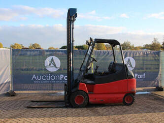 صورة ل 1997 ليندي E30-02