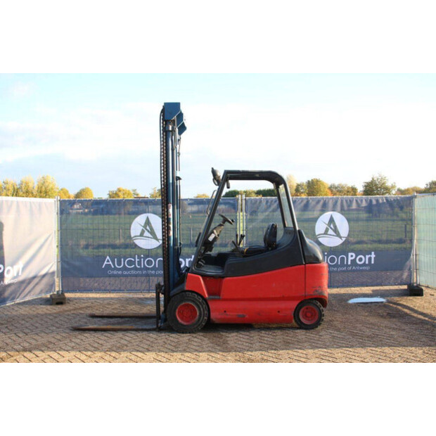 1997 Linde E30-02-43209300