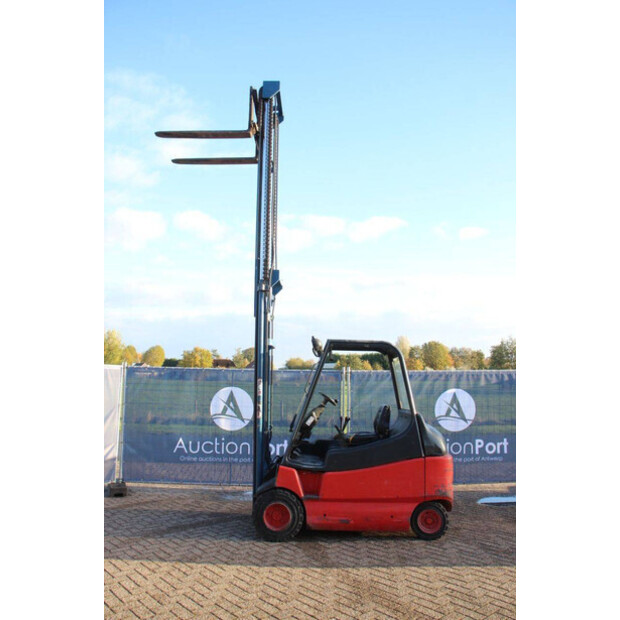 1997 Linde E30-02-43209324