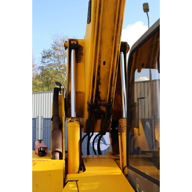 جيه سي بي 525-67-43209520