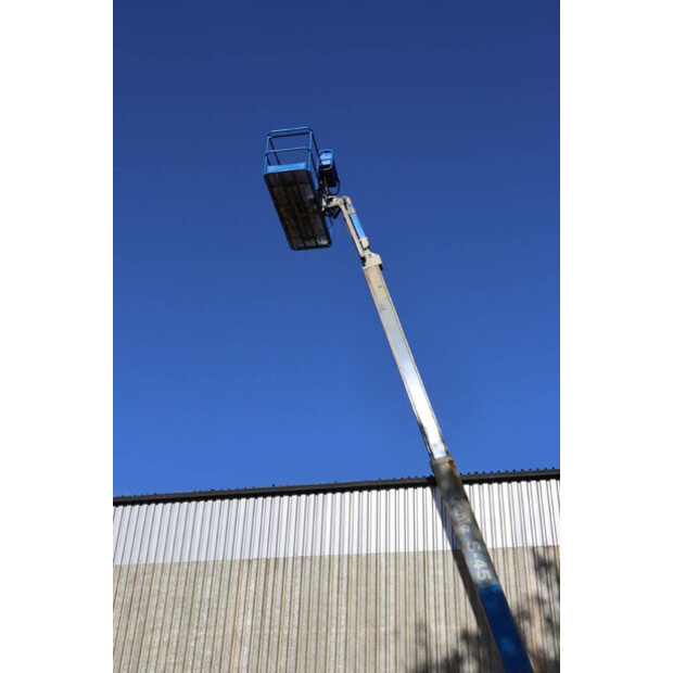 2003 Genie S-45-43209565