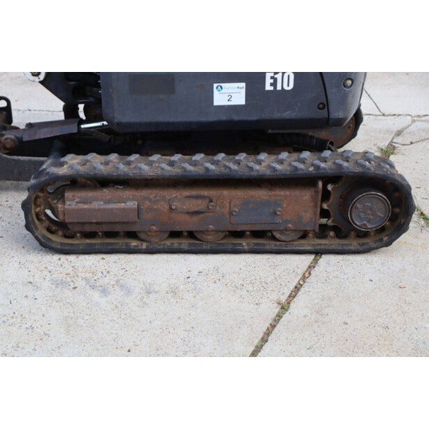 2011 BOBCAT E10-43209630