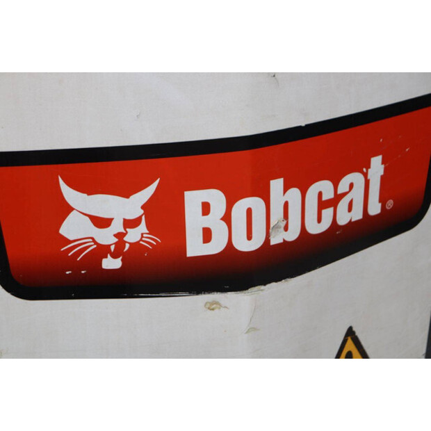 2011 BOBCAT E10-43209636