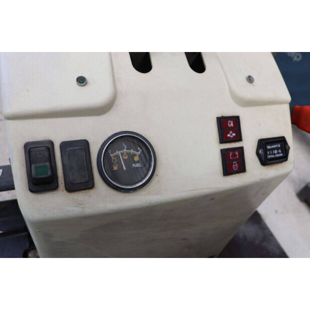 2011 BOBCAT E10-43209644