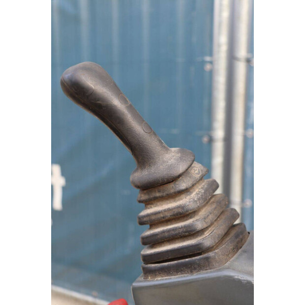 2011 BOBCAT E10-43209650