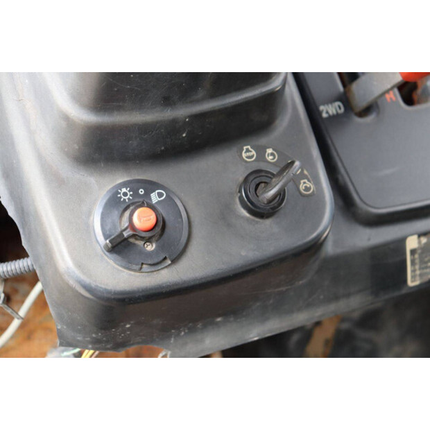 2013 KUBOTA RTV1140CPX-UK-43209928