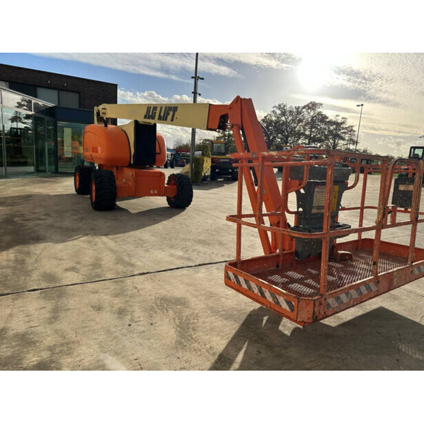 JLG 800AJ-43210013