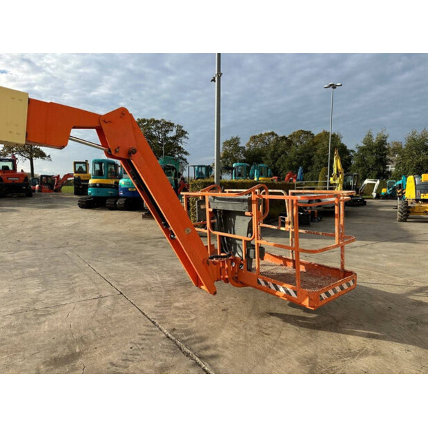 JLG 800AJ-43210021