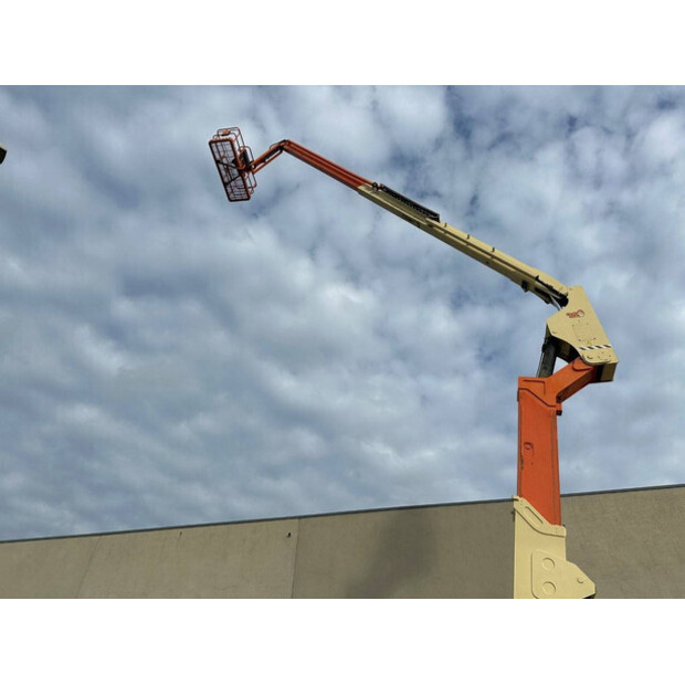 JLG 800AJ-43210050