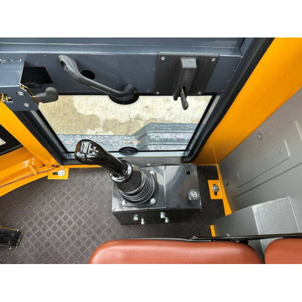 2025 Blanche TW36-43210162