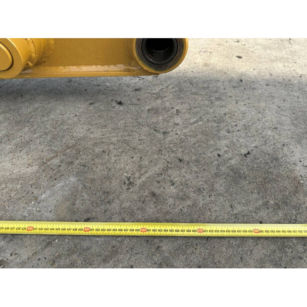 2025 Caterpillar 320D-43210253