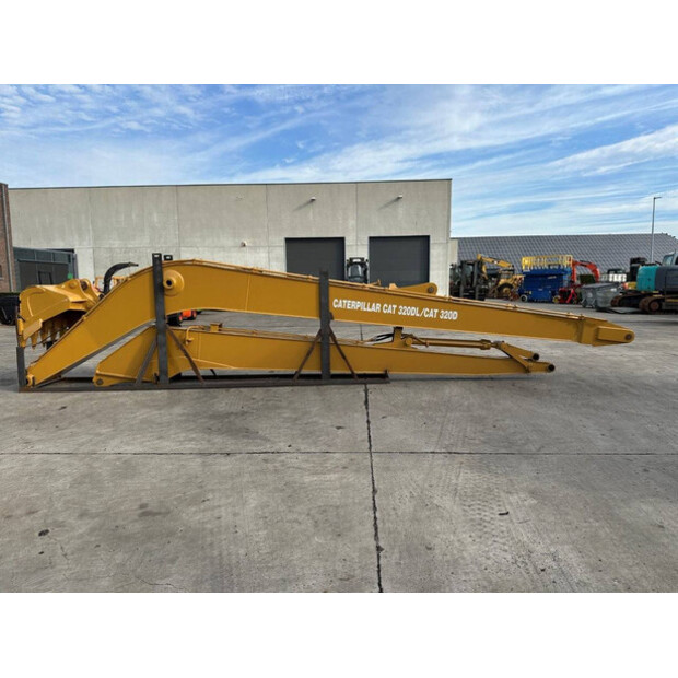 2025 Caterpillar 320D-43210259