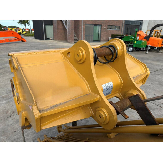 2025 Caterpillar 320D-43210269