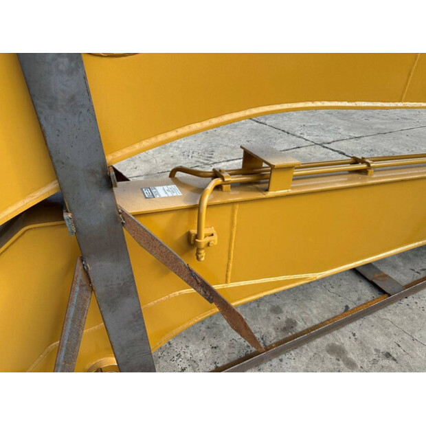 2025 Caterpillar 320D-43210273