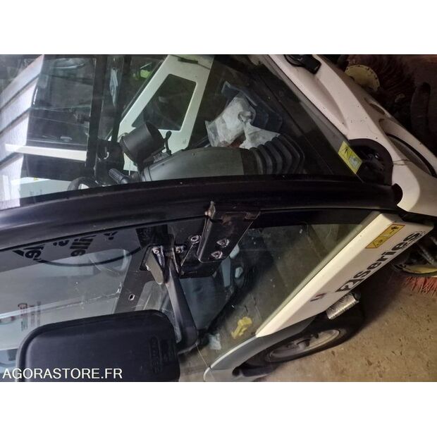 2012 أخرى Azura MC200-43223112