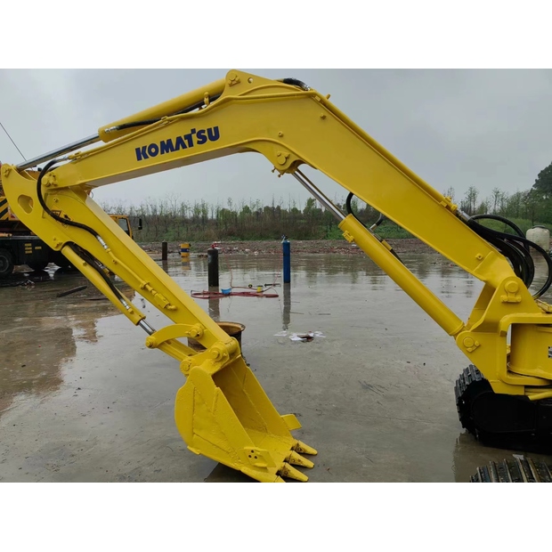 2024 Komatsu PC40MR-43223198