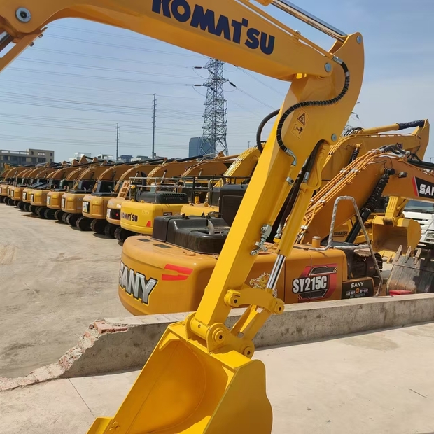 2023 Komatsu PC56-43223482