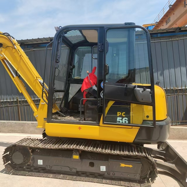 2023 Komatsu PC56-43223487