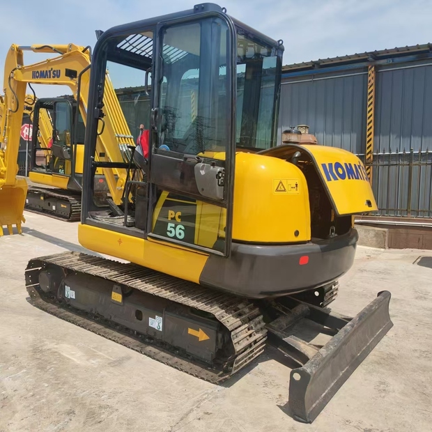 2023 Komatsu PC56-43223491