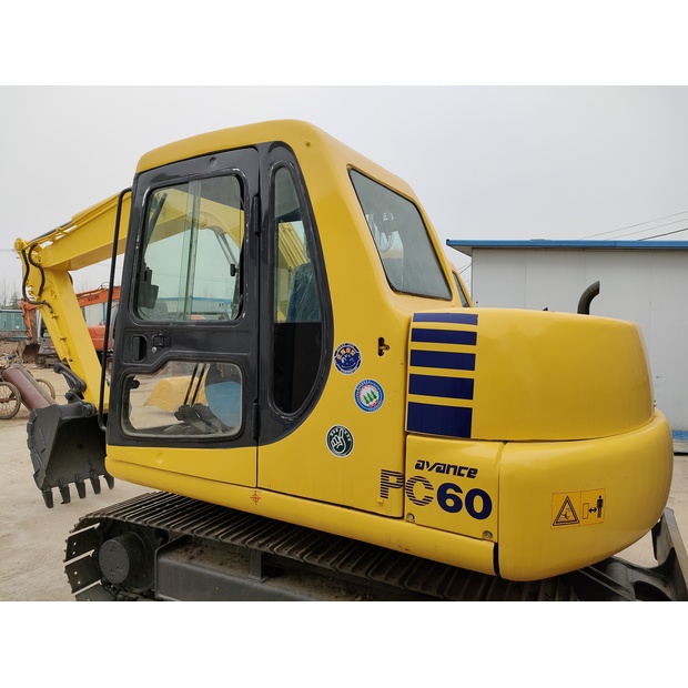 2024 كوماتسو PC60-7-43223503