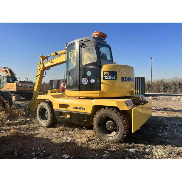 2023 كوماتسو PC128-43223587