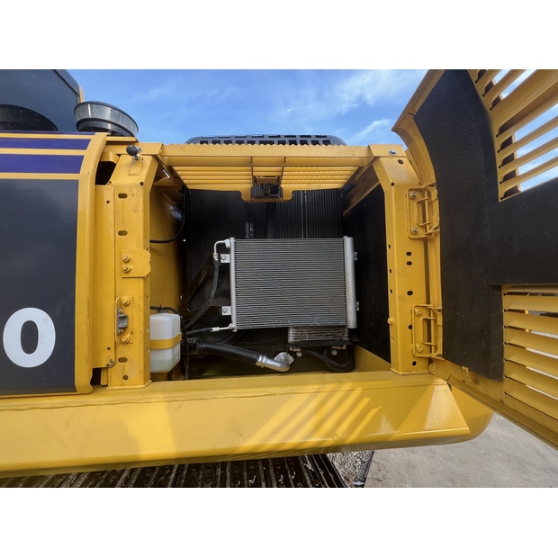 2024 كوماتسو PC200-8-43224301