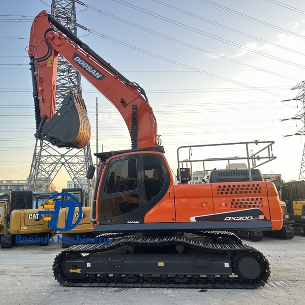 2024 Daewoo / Doosan DX300LC-43224364
