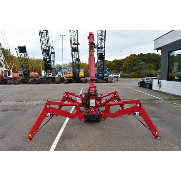 2019 UNIC URW 295-43224810