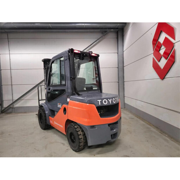 2022 Toyota 52-8FDJF35-43225047