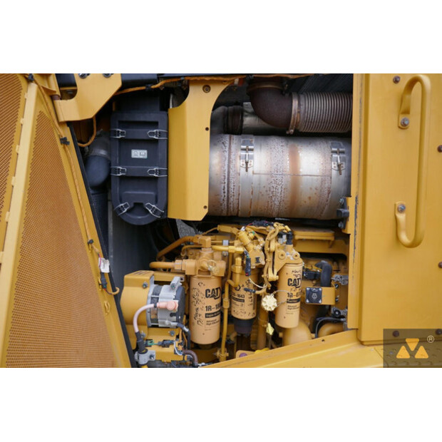 2018 كاتربيلر D8T-43225151