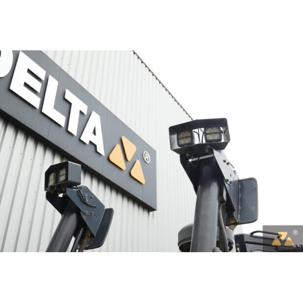 2018 كاتربيلر D8T-43225174