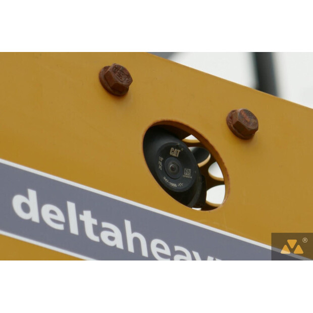 2018 كاتربيلر D8T-43225179